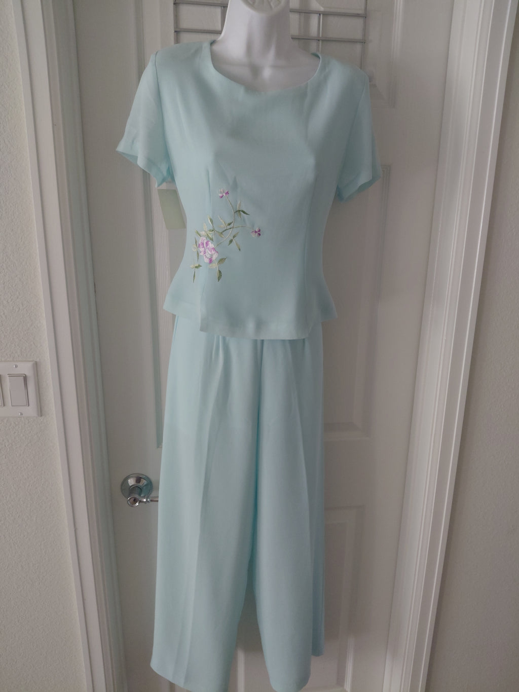 Team Wear Ladies Light Green 2-Piece Summer Set - Embroidered Short Sleeve Top & Solid Pants