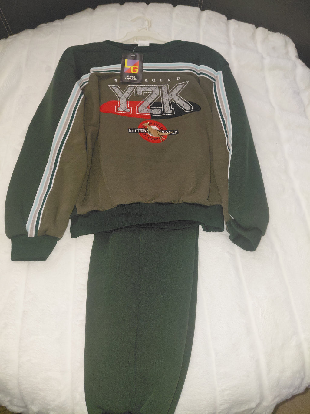 Alpha Apparel Boys YZK Warmup Suit - Dark Green, White & Brown