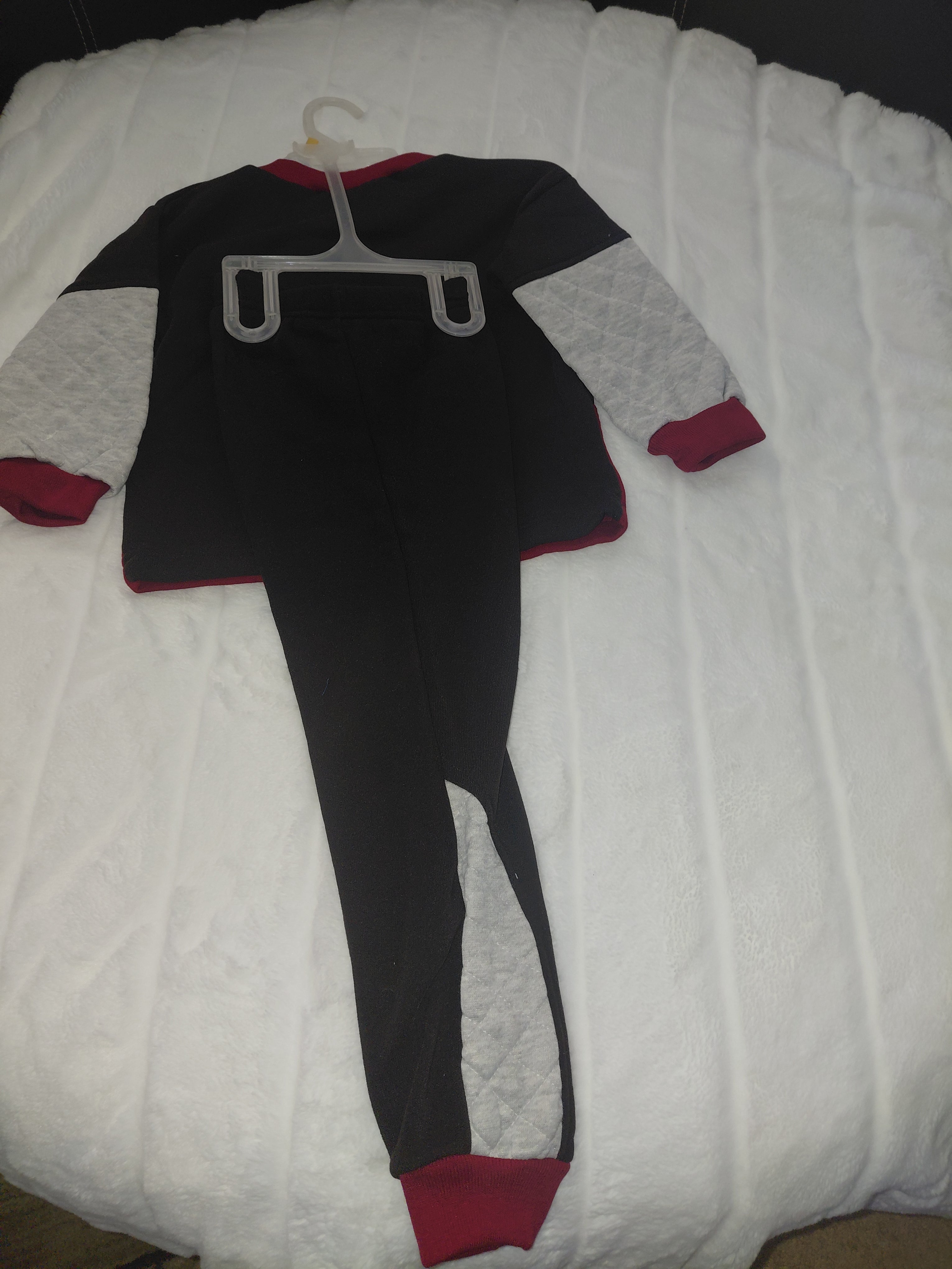 Alpha Apparel Boys 2-Piece Warmup Set with Hockey Stick Print