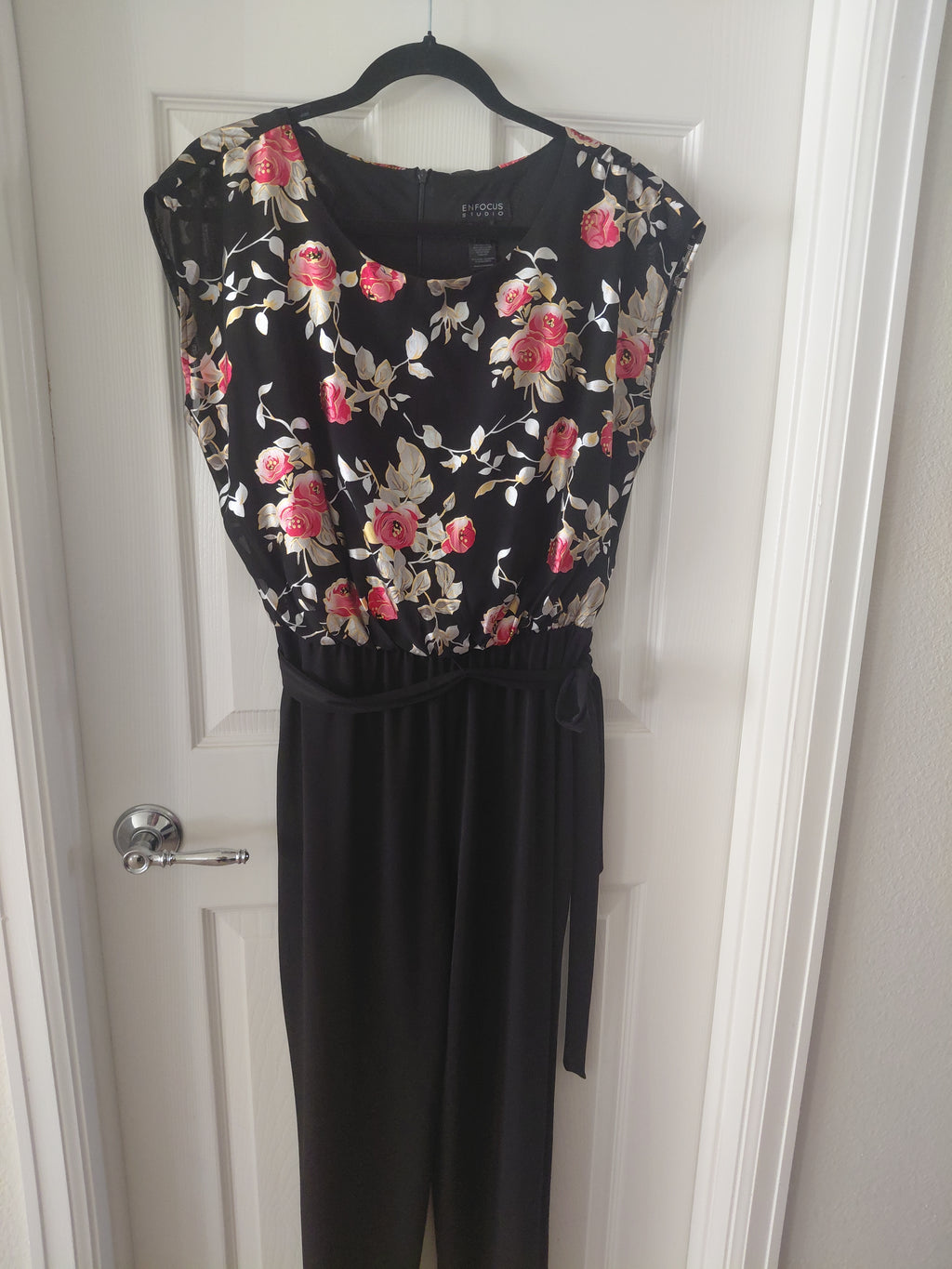 Enfocus Studio Women's Elegant Black 1-Piece Pant Gown - White, Gold & Pink Rose Print with Belt