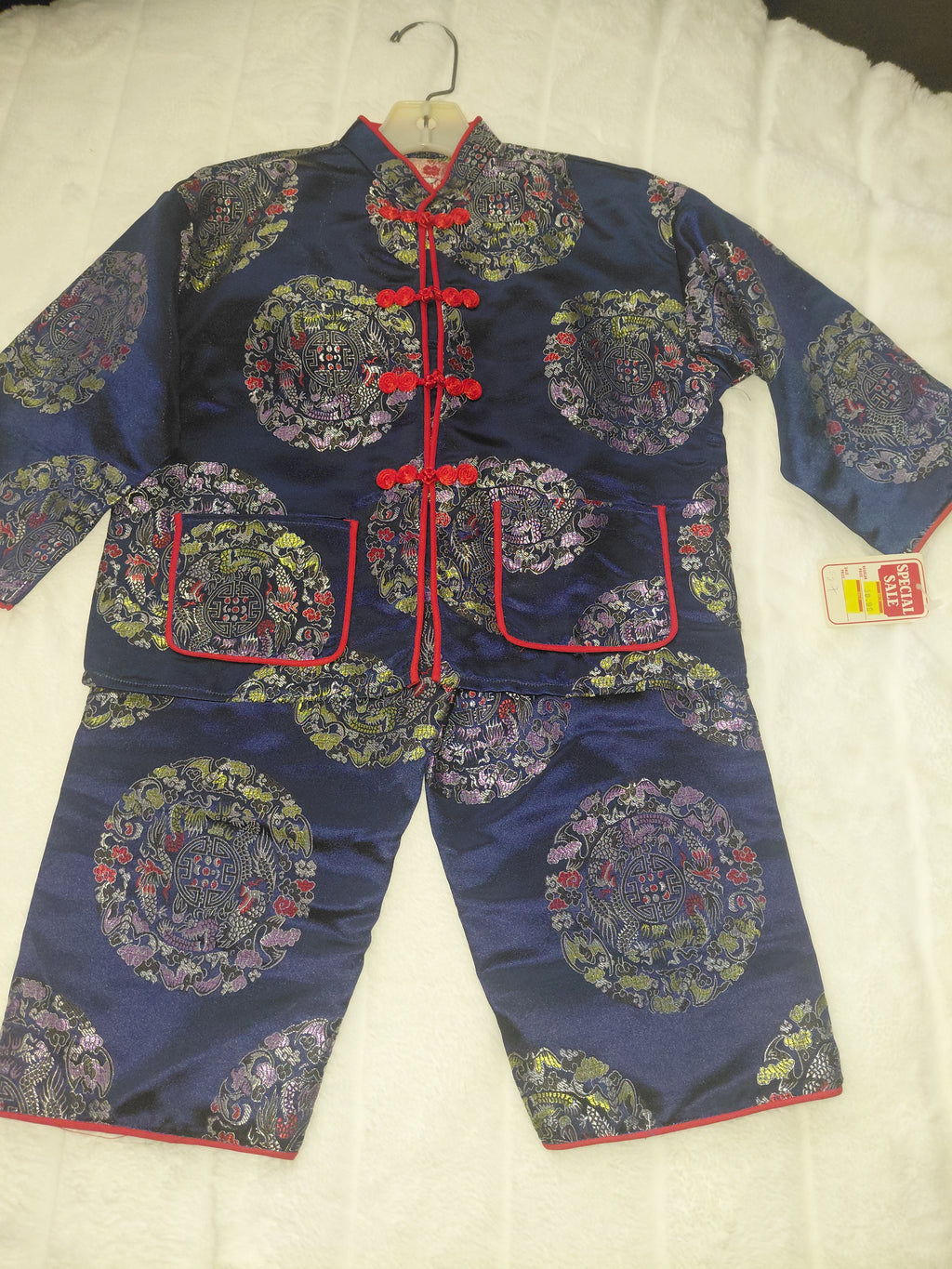Boys Chinese Style 2-Piece Outfit with Toggle Buttons